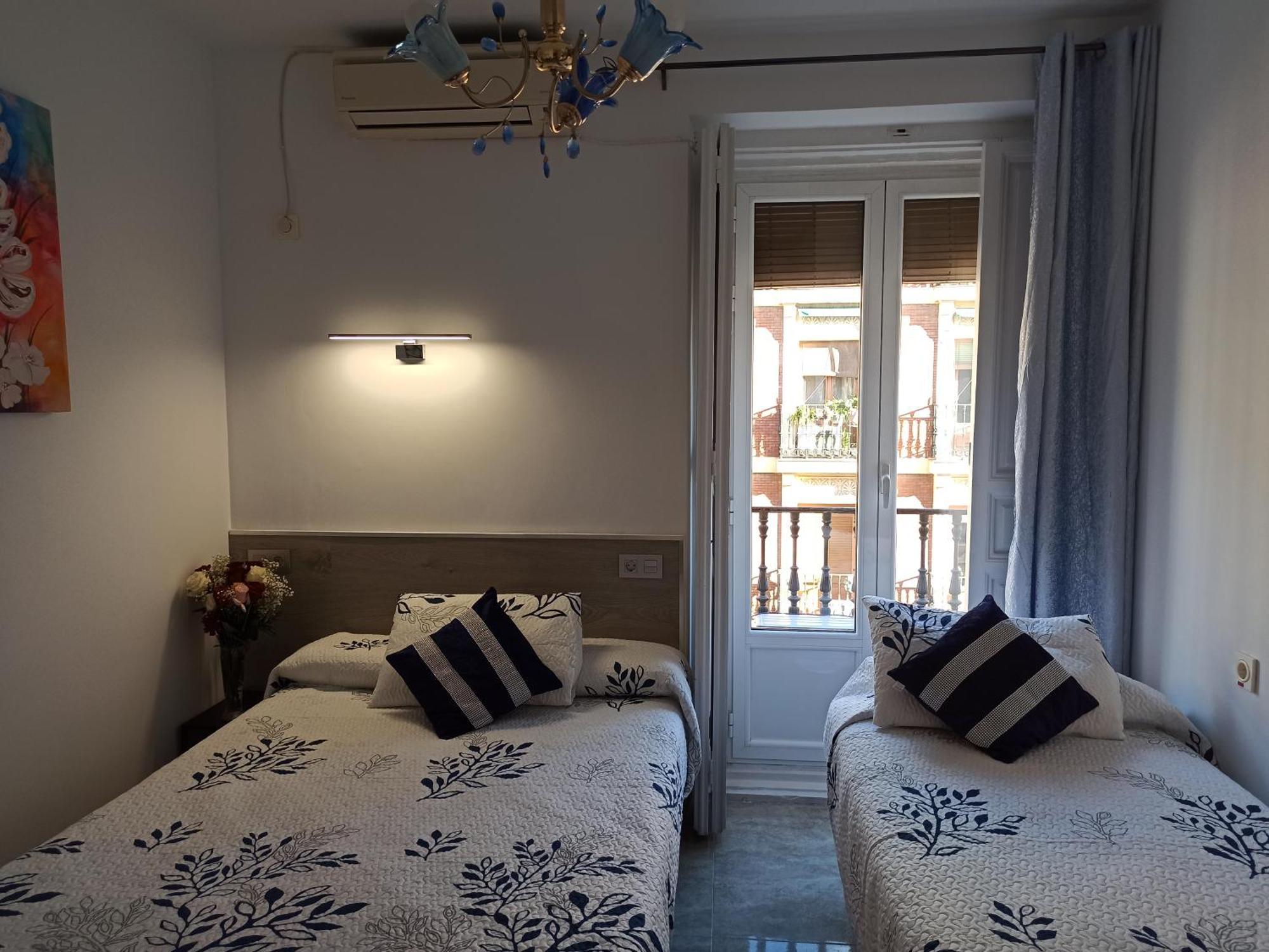 Hostal Huespedes Toledo Madrid Luaran gambar